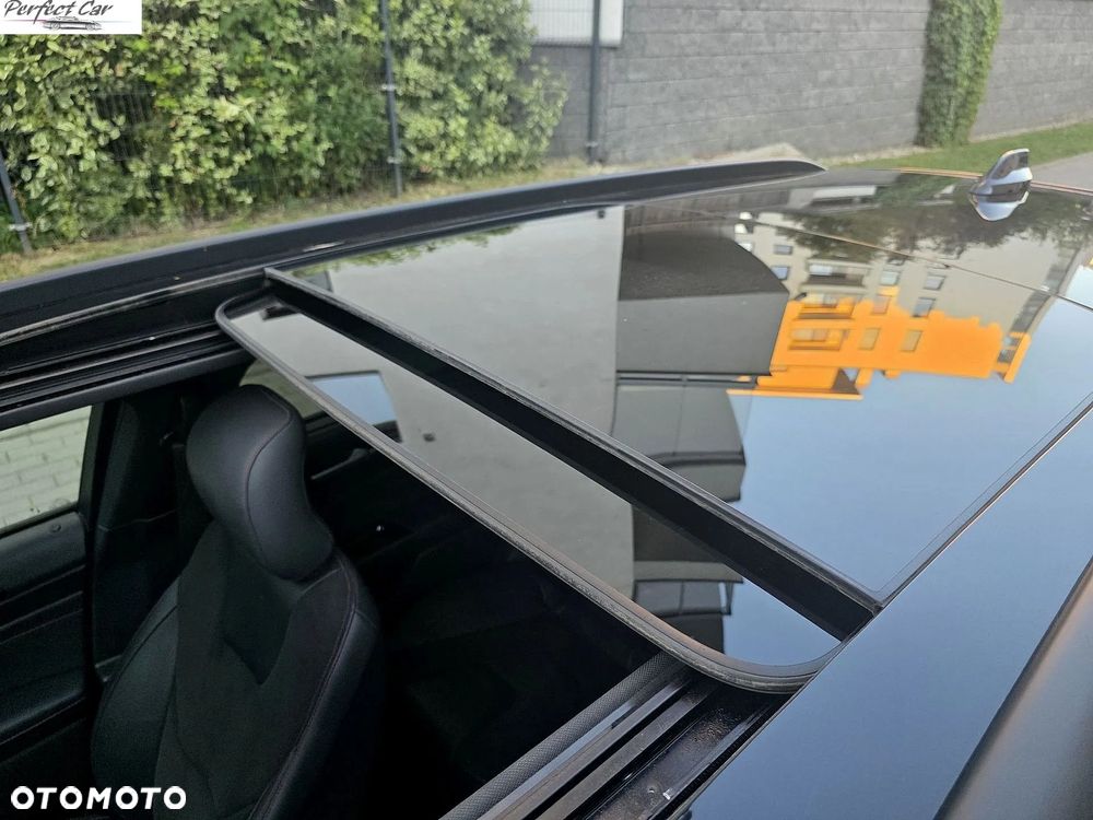 Ford Mondeo SW 2.0 Hybrid ST-Line Plus - 29