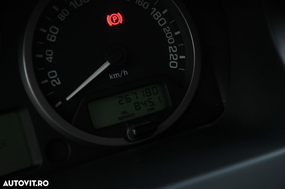 Land Rover Freelander 2 2.2 TD4 SE - 16