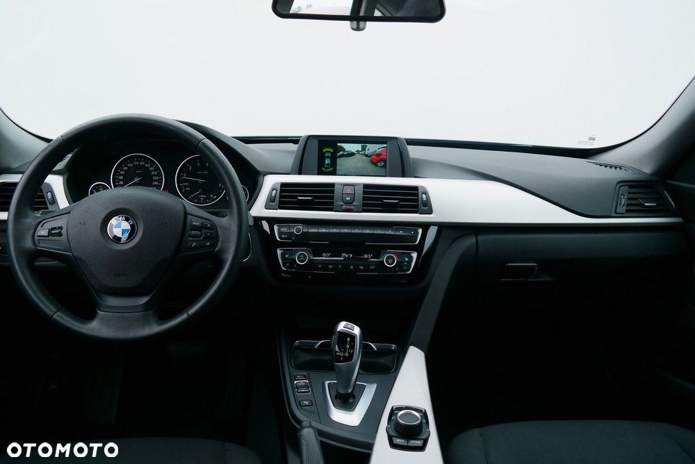 BMW 3GT - 15