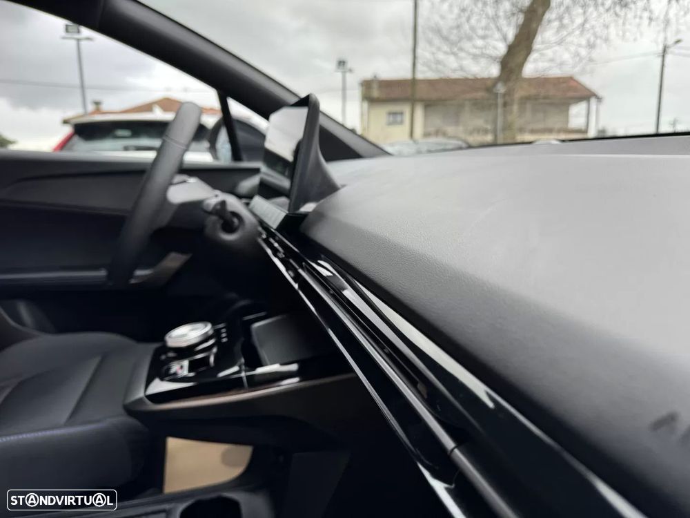 MG MG4 51 kWh Standard - 38