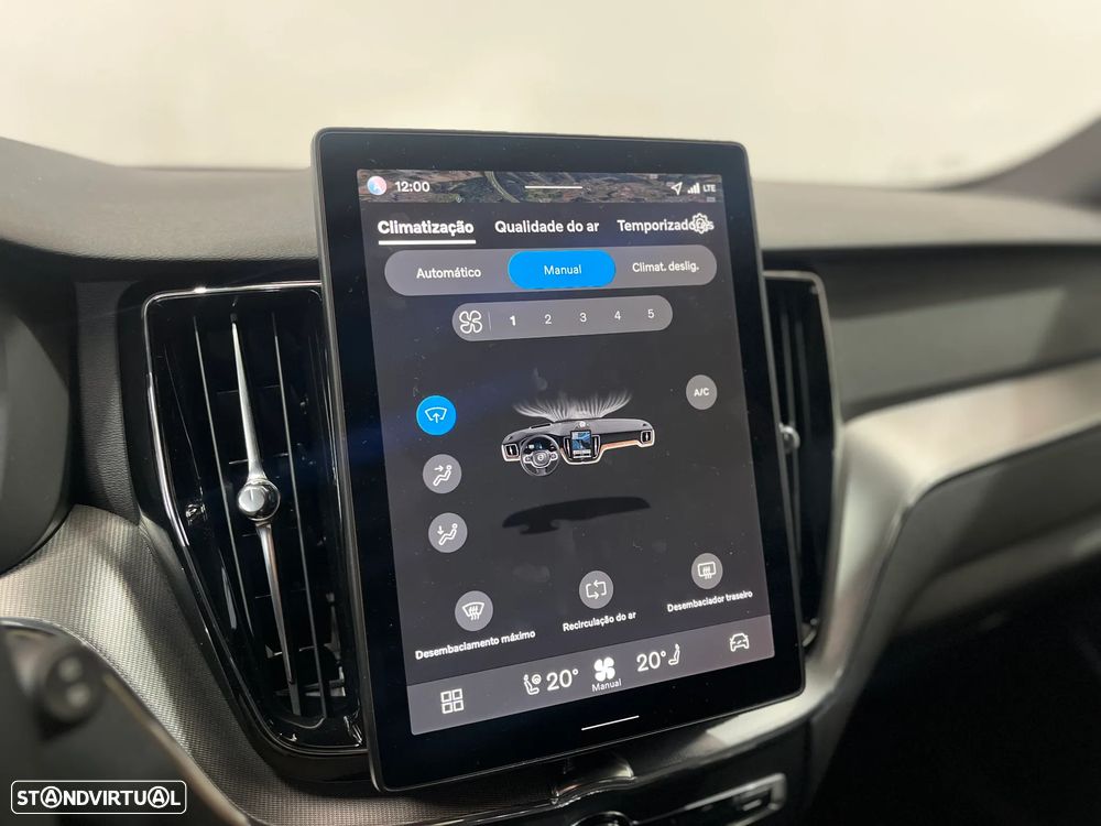 Volvo XC 60 2.0 T6 PHEV Black Edition AWD - 27