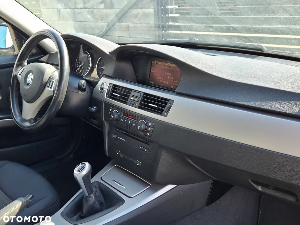 BMW Seria 3 - 10