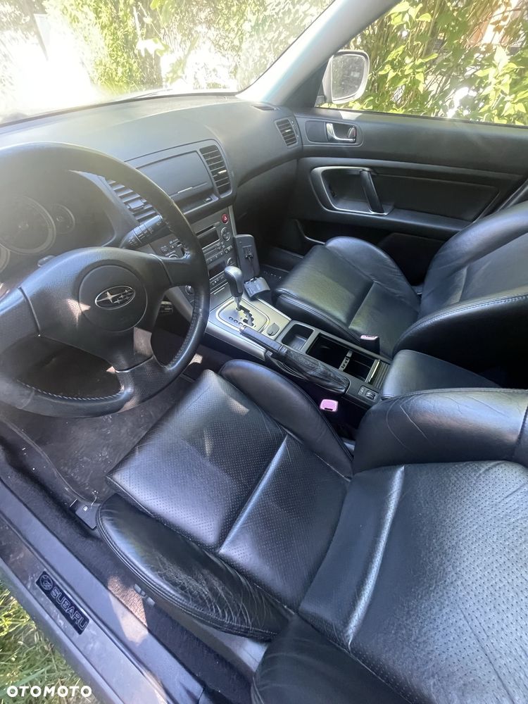 Subaru Legacy - 3