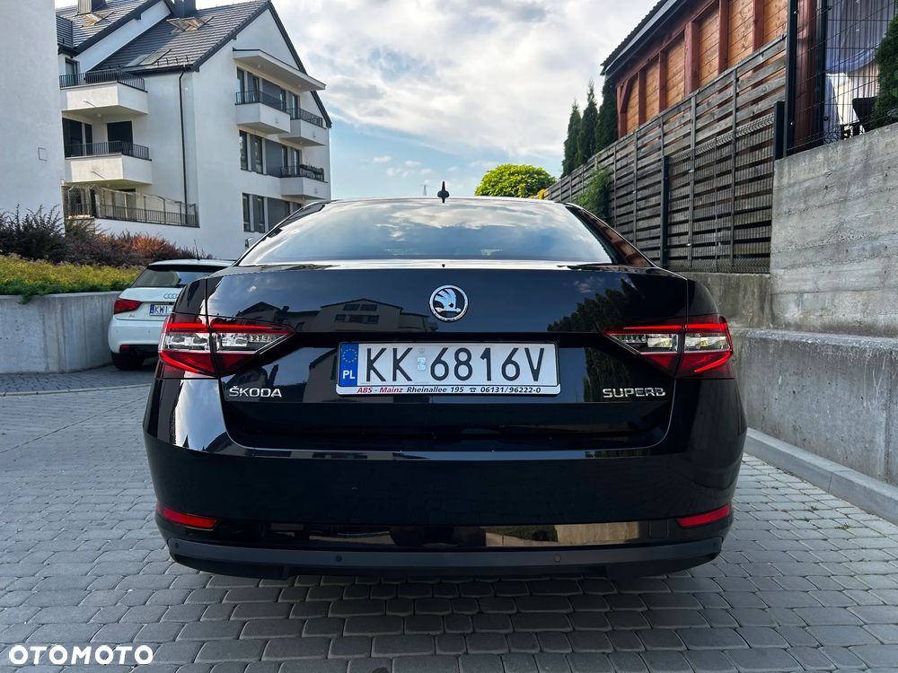 Skoda Superb 1.8 TSI DSG L&K - 7