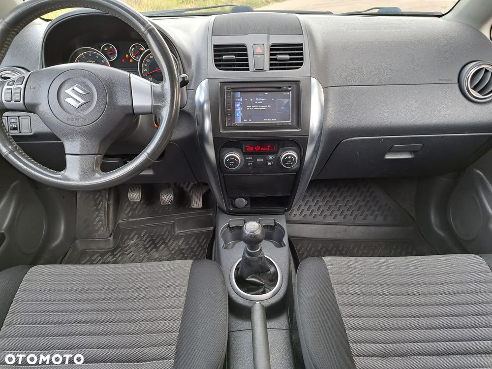 Suzuki SX4 - 22