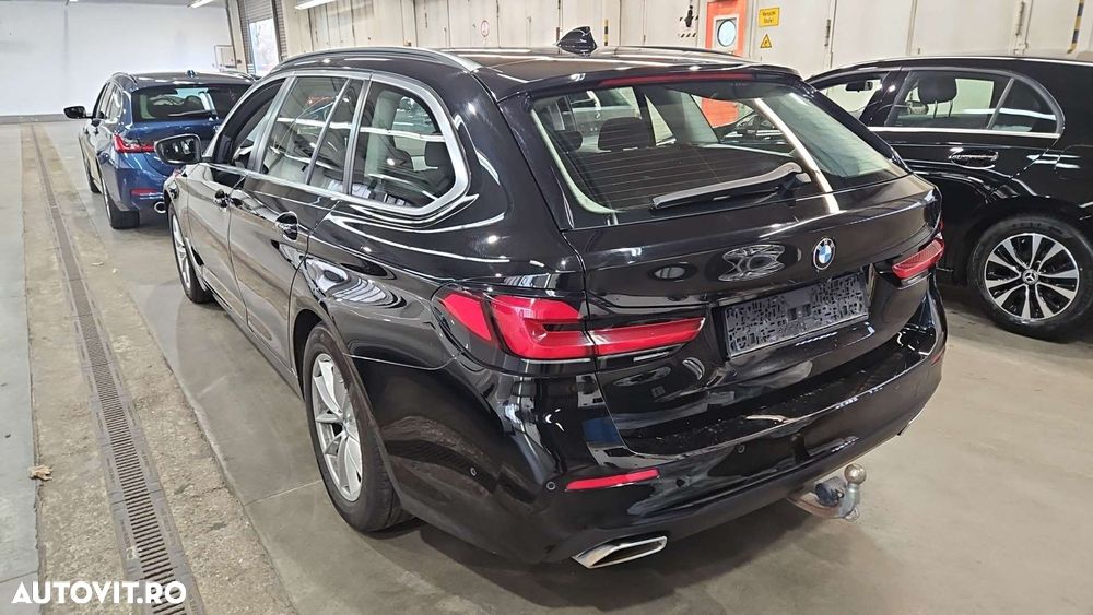 BMW Seria 5 520d xDrive AT MHEV - 4