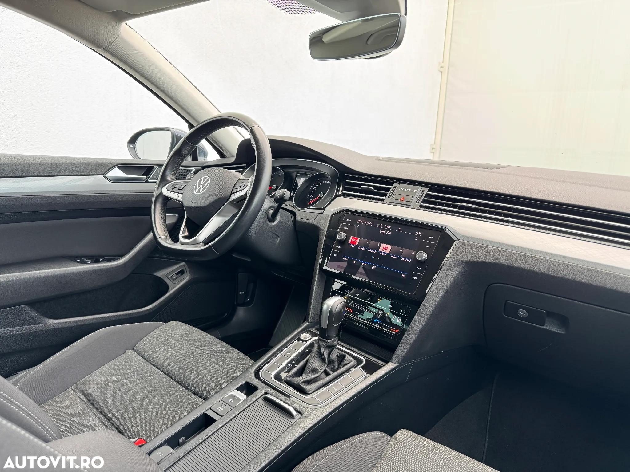 Volkswagen Passat Variant 2.0 TDI DSG Comfortline - 7