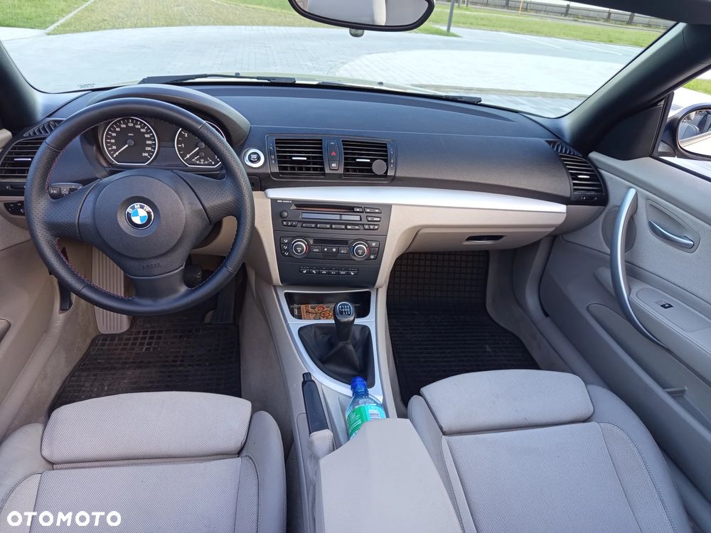 BMW Seria 1 118i Cabrio - 33