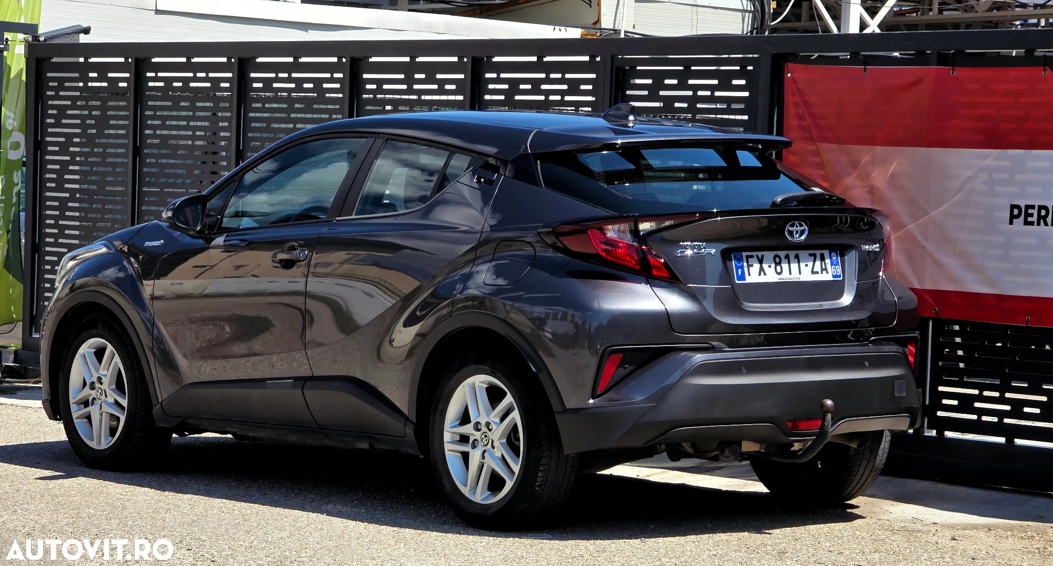 Toyota C-HR 1.8 HSD 4x2 CVT C-lassy LED - 9
