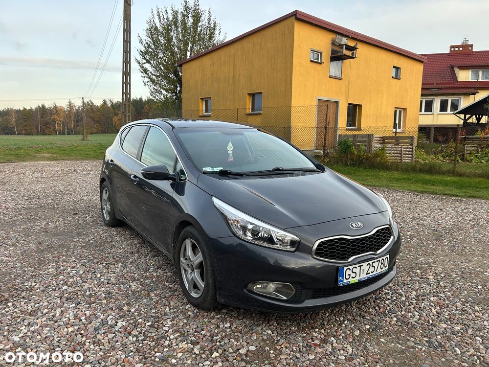 Kia Ceed Cee'd 1.6 GDI Business Line - 10