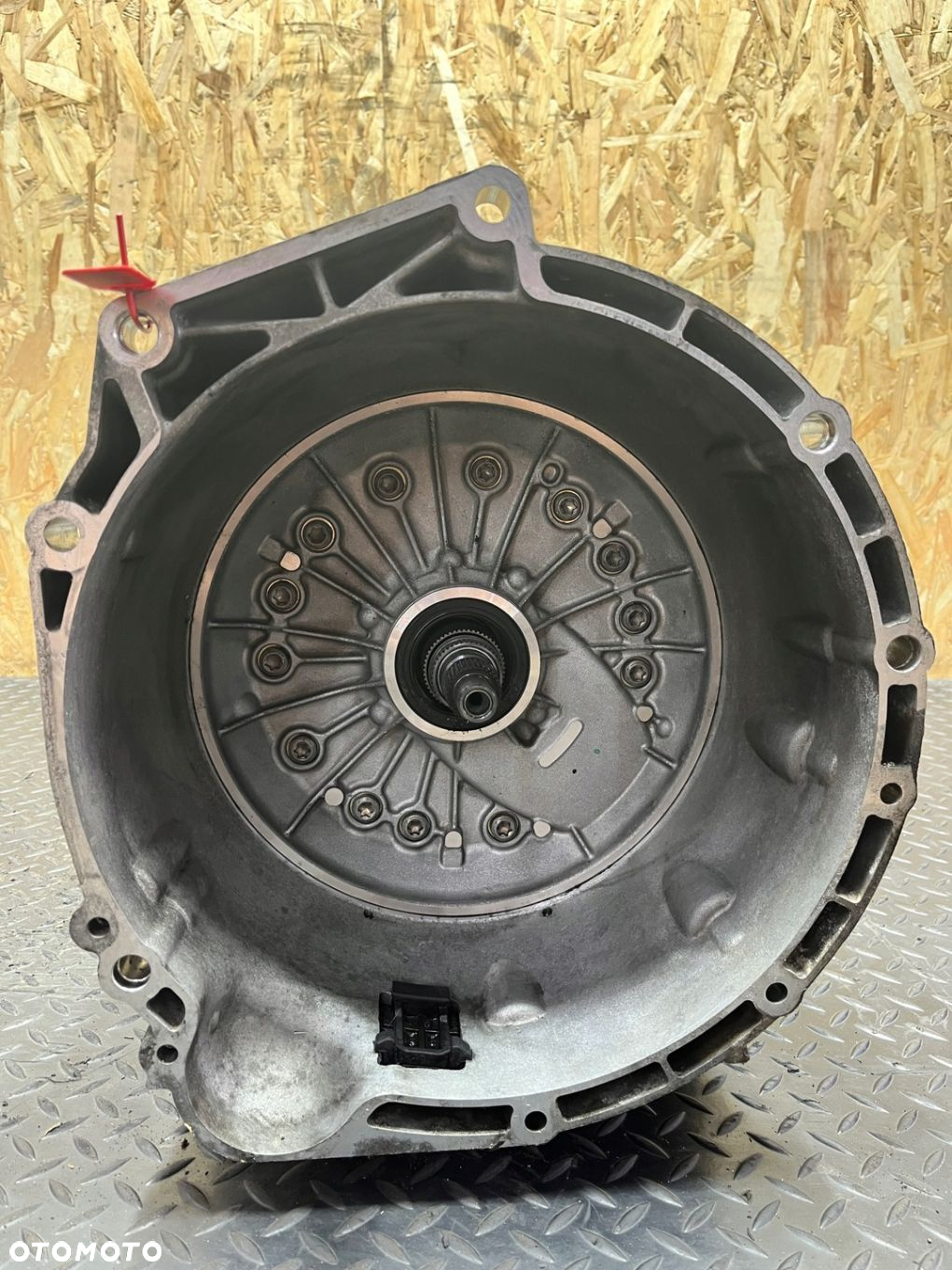BMW F10 F11 SKRZYNIA BIEGÓW AUTOMATYCZNA 8HP-45 WGQ OE 7606591 - 7