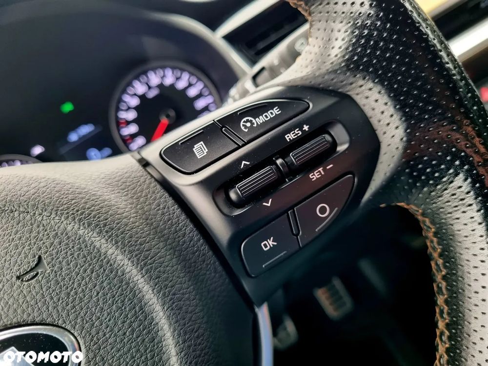 Kia Stonic 1.4 L - 16