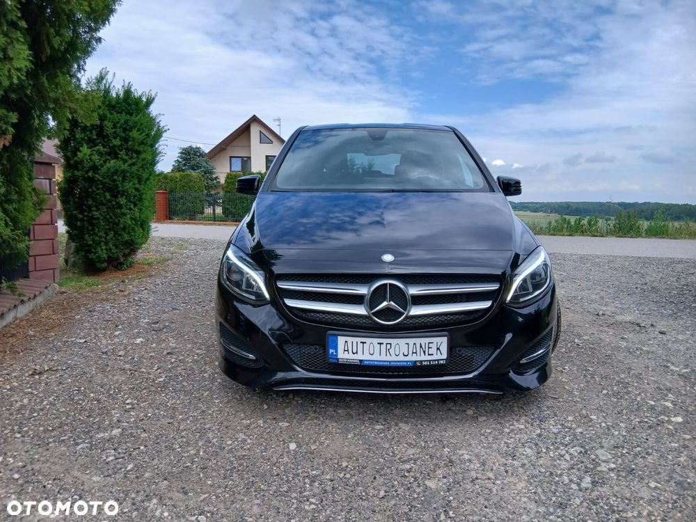 Mercedes-Benz Klasa B 180 d Edition - 8