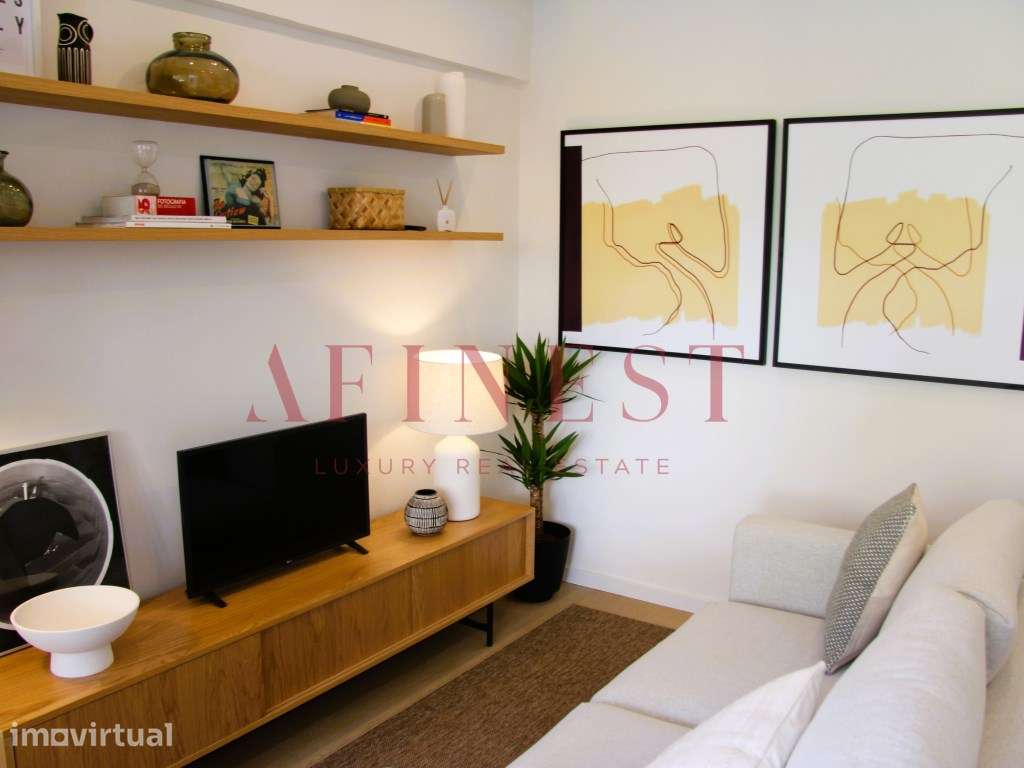 APARTAMENTO MOBILADO EM SESIMBRA EM CIMA DO MAR - Grande imagem: 3/23