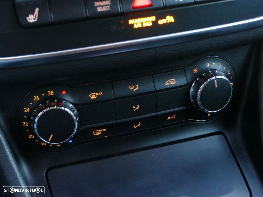Mercedes-Benz GLA 220 d Urban - 25