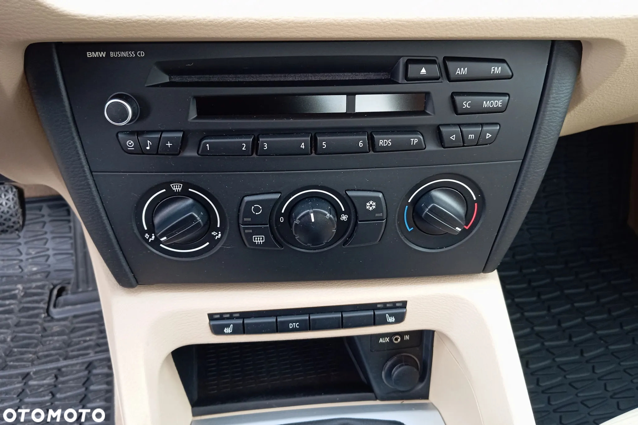 BMW X1 sDrive18i - 27