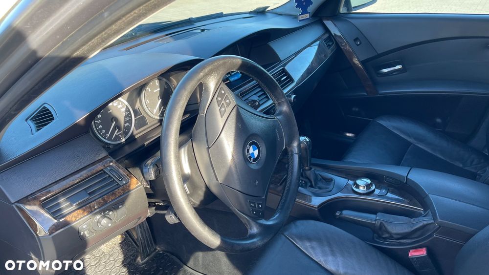 BMW Seria 5 - 12