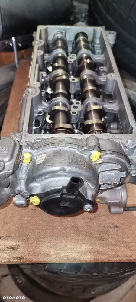 Głowica wałki rozrządu Audi 1.6 2.0 TDI 04L103308D - 3