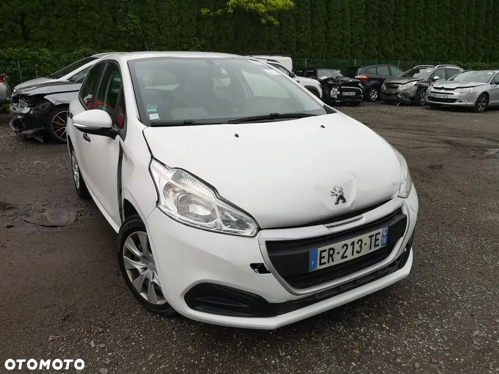 Peugeot 208 1.6 BlueHDi Active S&S - 13