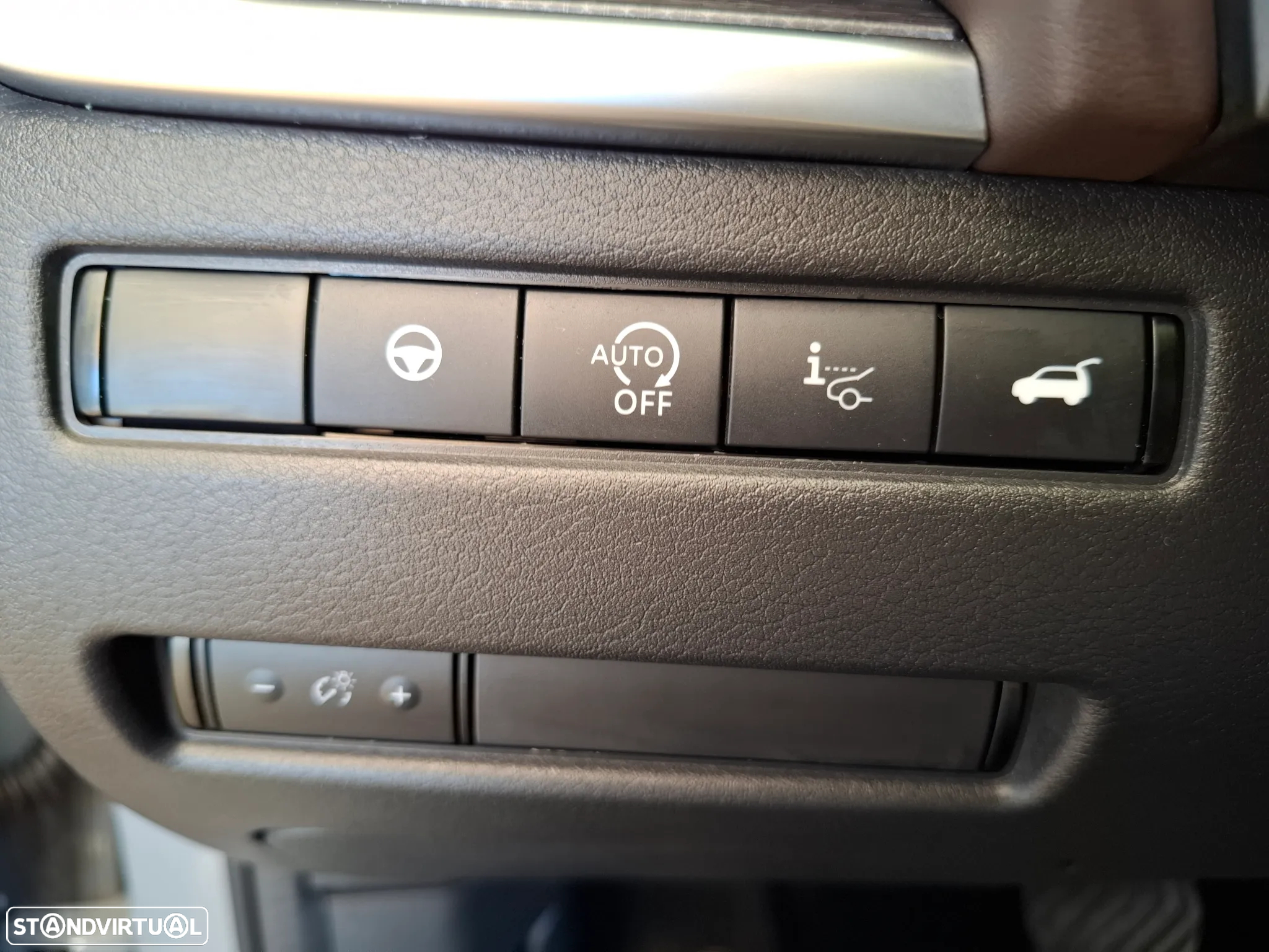 Nissan Qashqai 1.3 DIG-T Evolve + Xtronic - 27