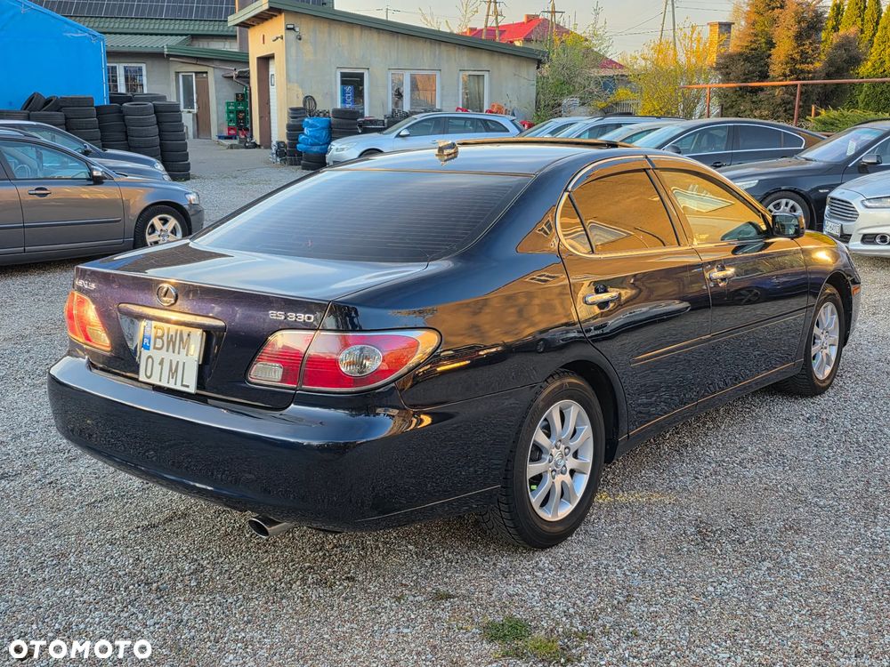 Lexus ES Standard - 3