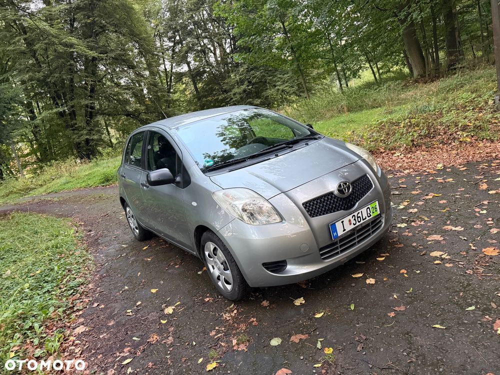 Toyota Yaris 1.3 Sol - 21