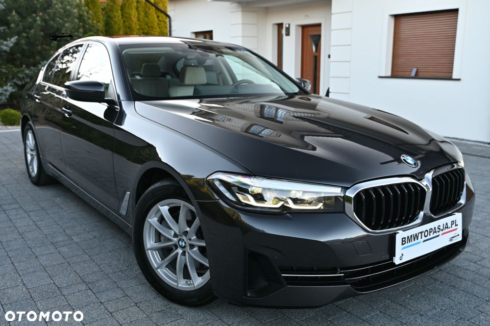 BMW Seria 5 - 32