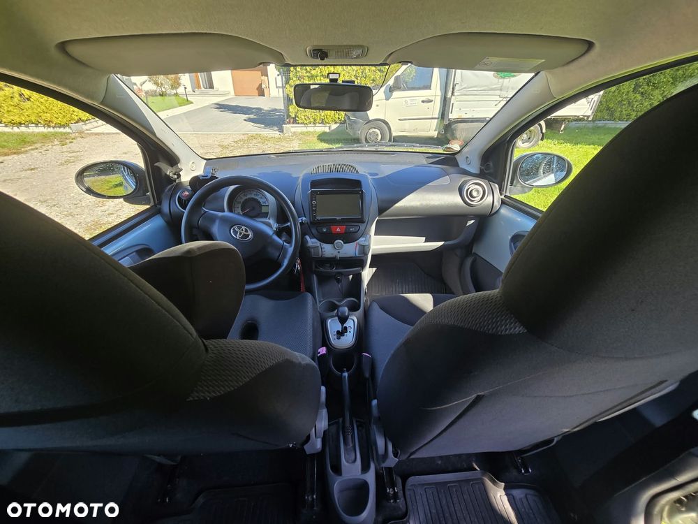 Toyota Aygo - 14