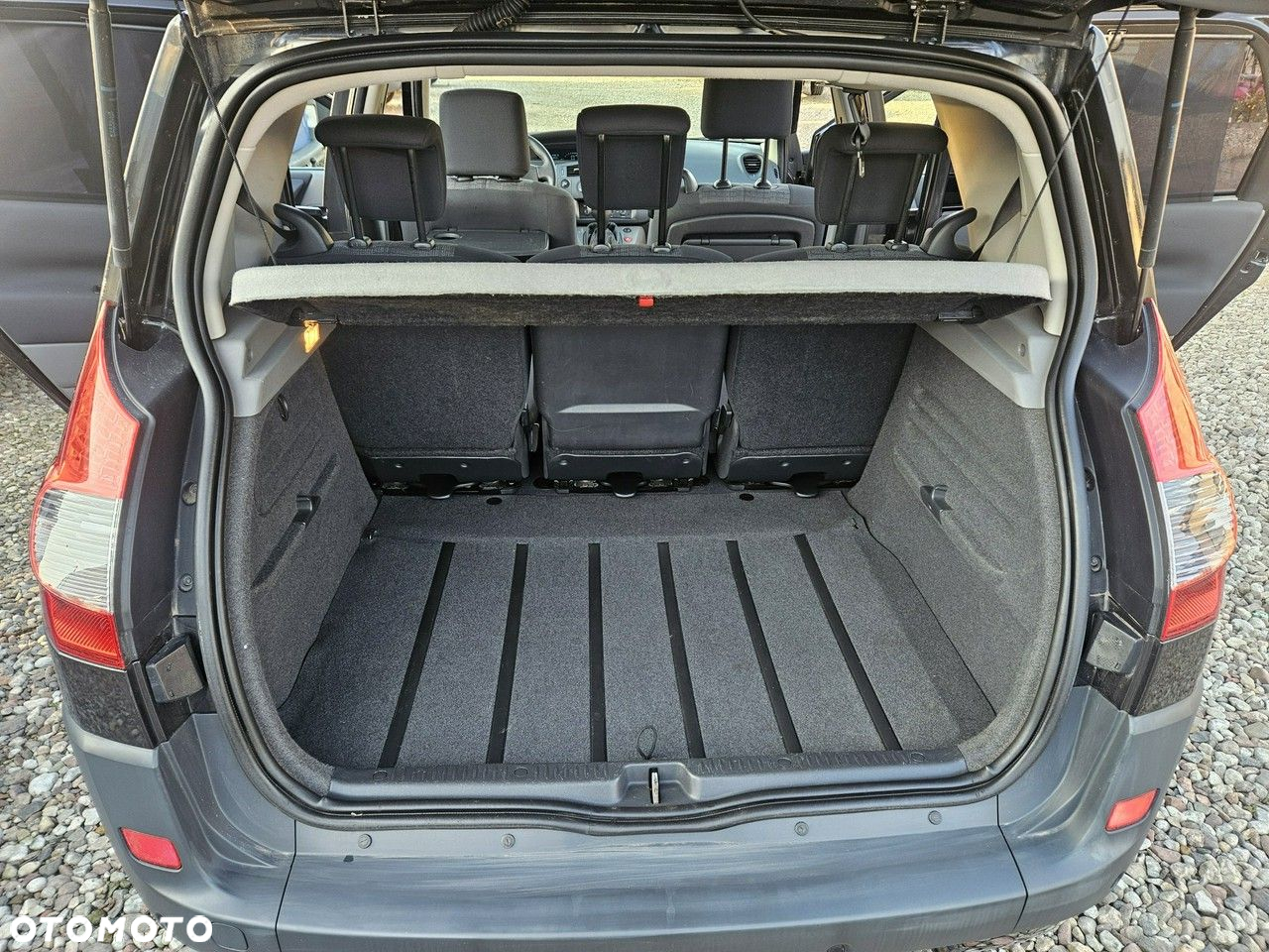 Renault Scenic - 17