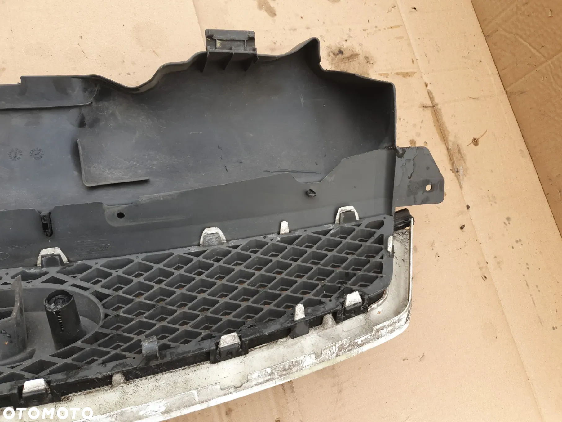 ATRAPA ZDERZAKA PRZÓD PRZEDNIA GRILL GRIL FORD FOCUS MK2 - 7
