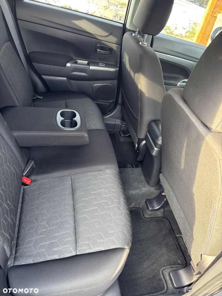 Mitsubishi ASX 2.0 4WD CVT Intro Edition+ - 24