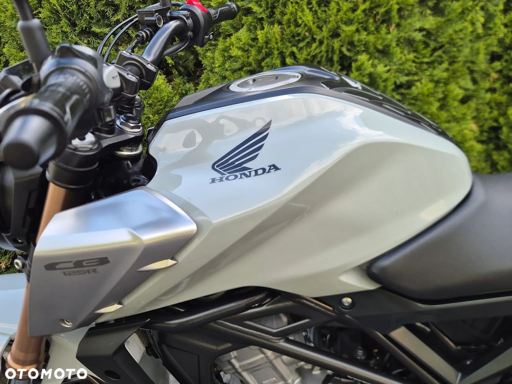 Honda CB - 17