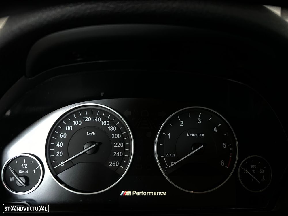 BMW 320 d Auto Pack M - 13