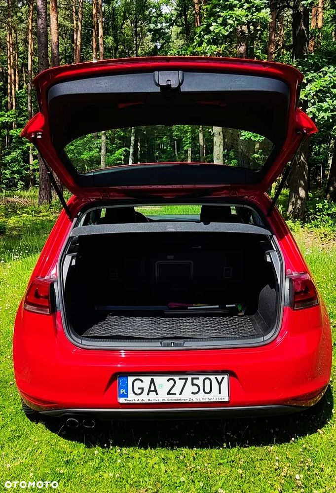 Volkswagen Golf - 4