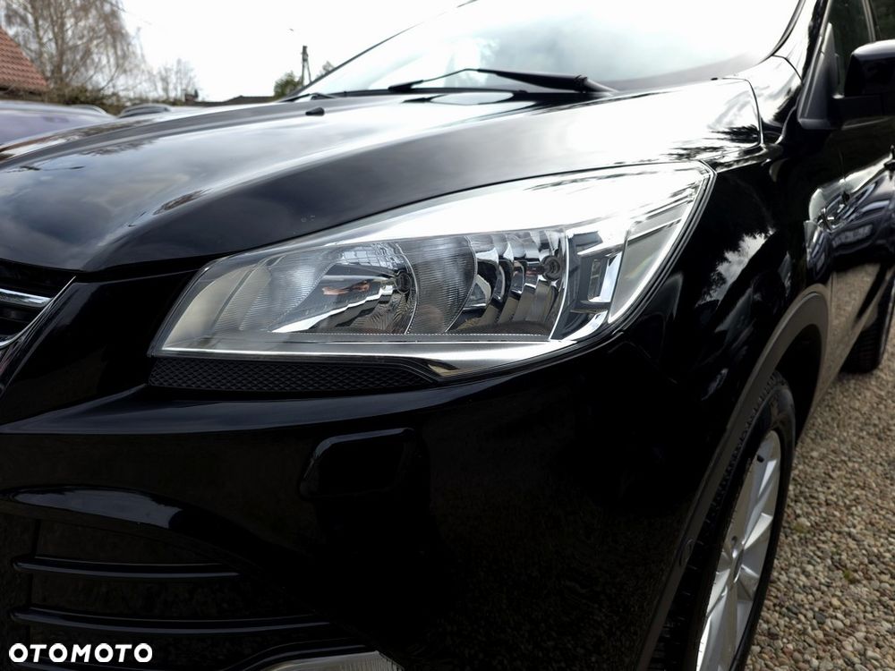 Ford Kuga 2.0 TDCi FWD Titanium - 27