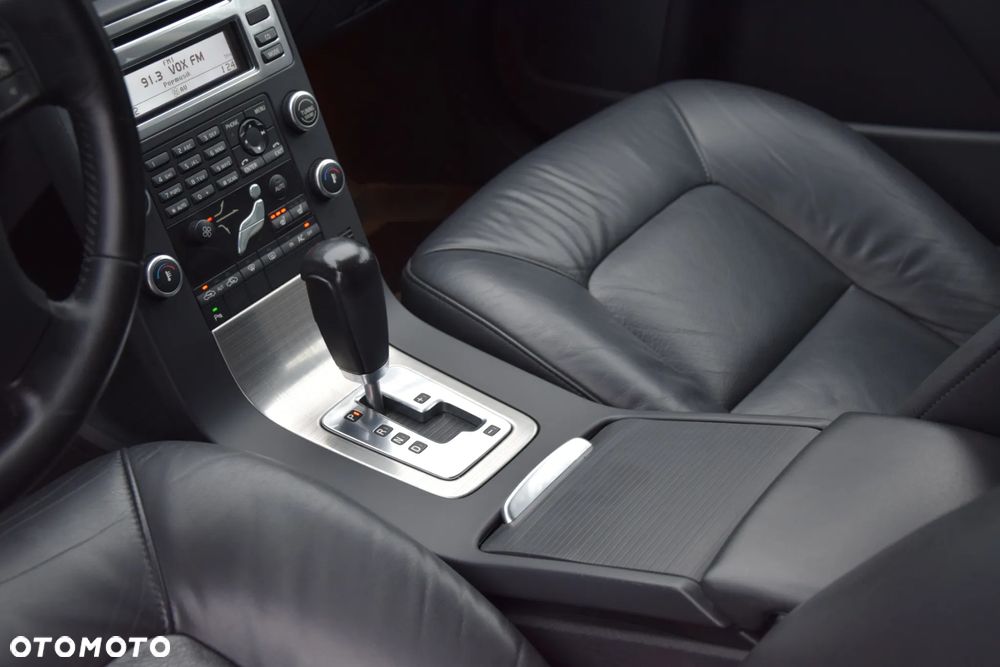 Volvo V70 2.5T Summum - 27