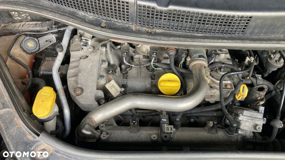Renault Grand Scenic - 19