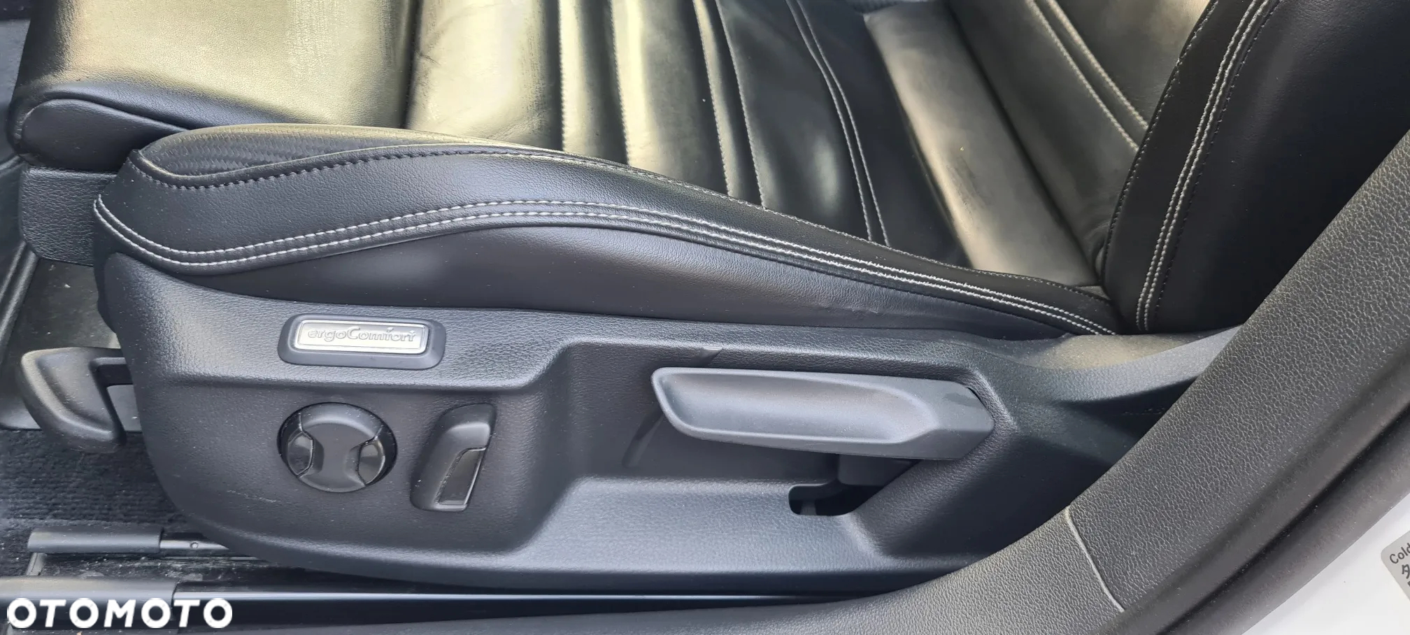 Volkswagen Passat - 16