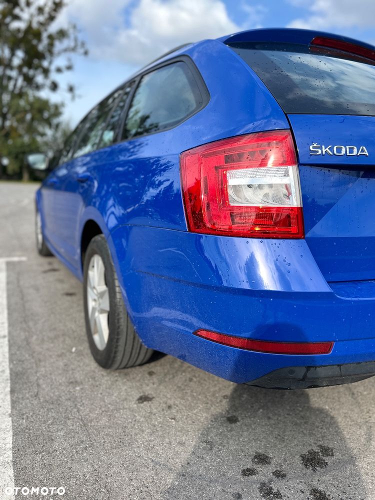 Skoda Octavia 2.0 TDI 4x4 DSG Ambition - 6