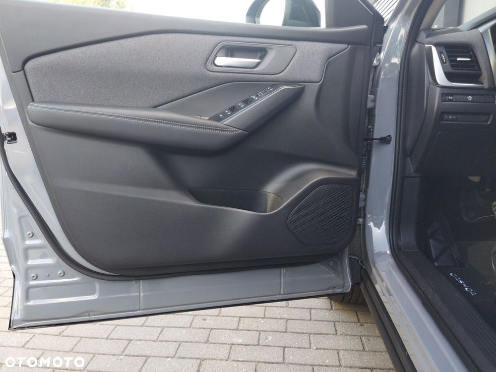 Nissan Qashqai 1.3 DIG-T MHEV Acenta Xtronic - 10
