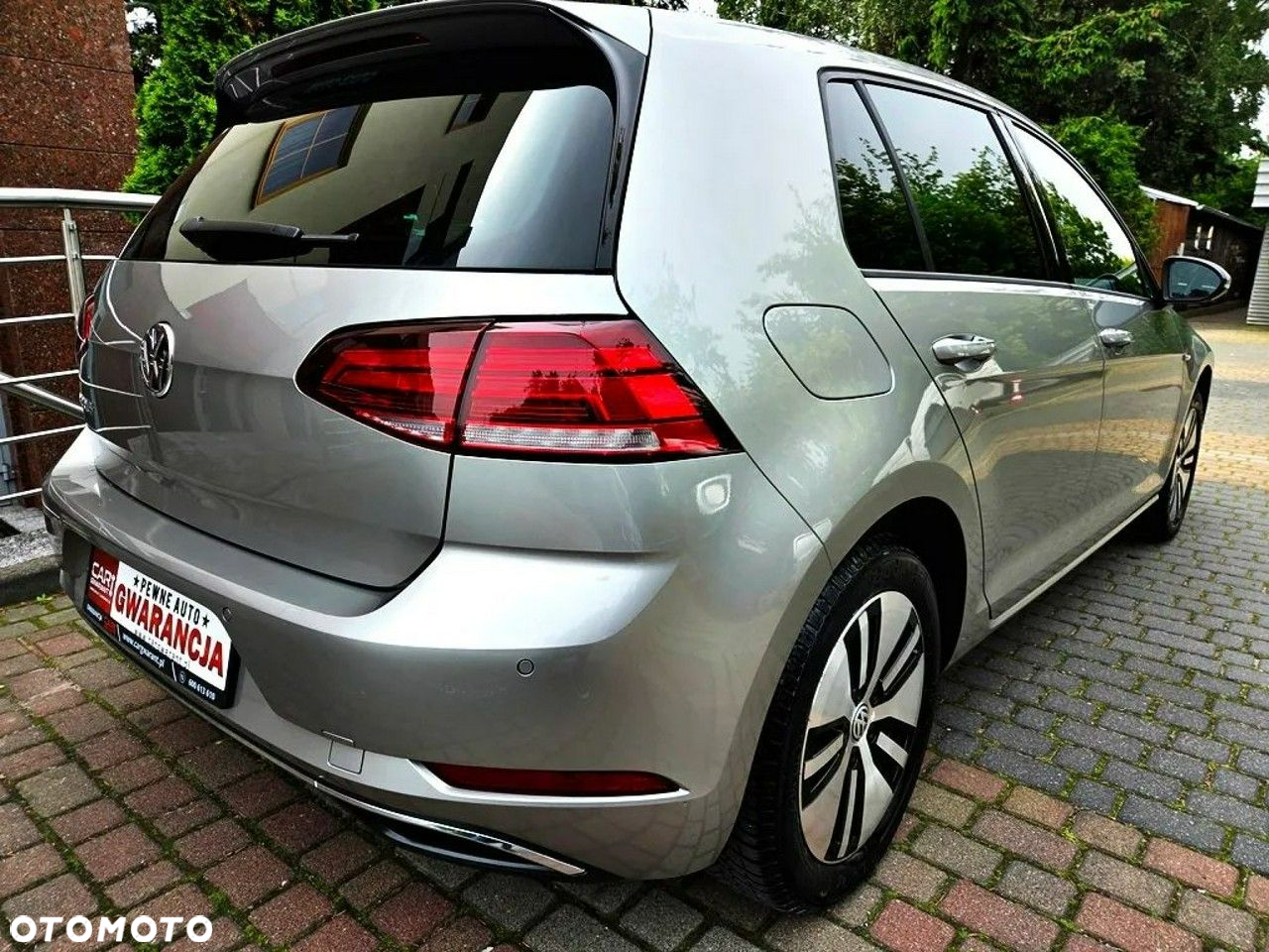 Volkswagen Golf e-Golf - 27