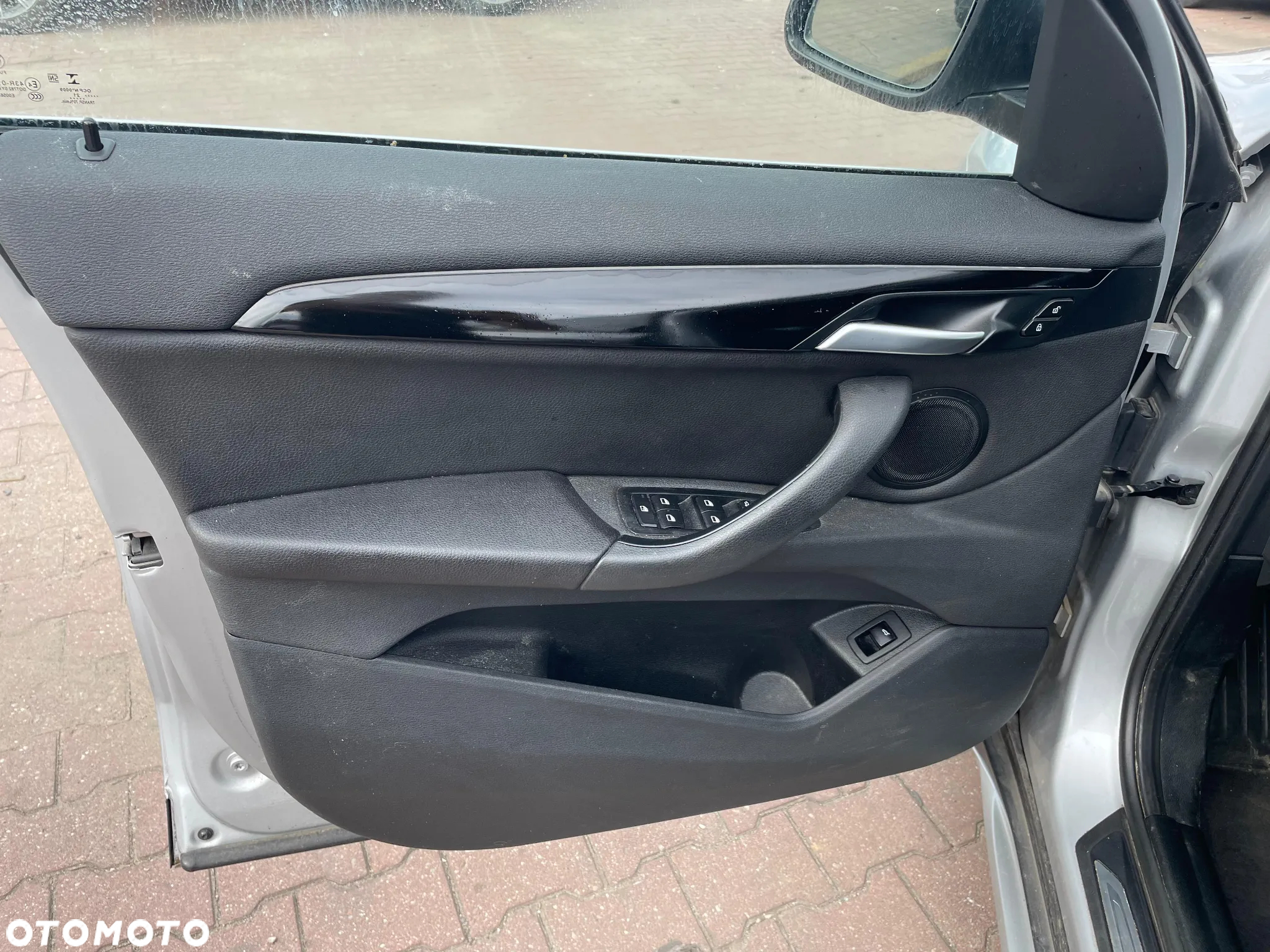 BMW X1 sDrive20i - 13