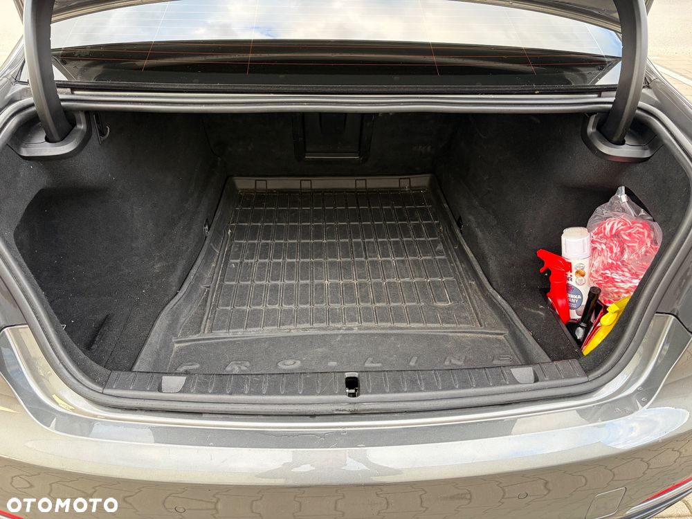 BMW Seria 7 - 22