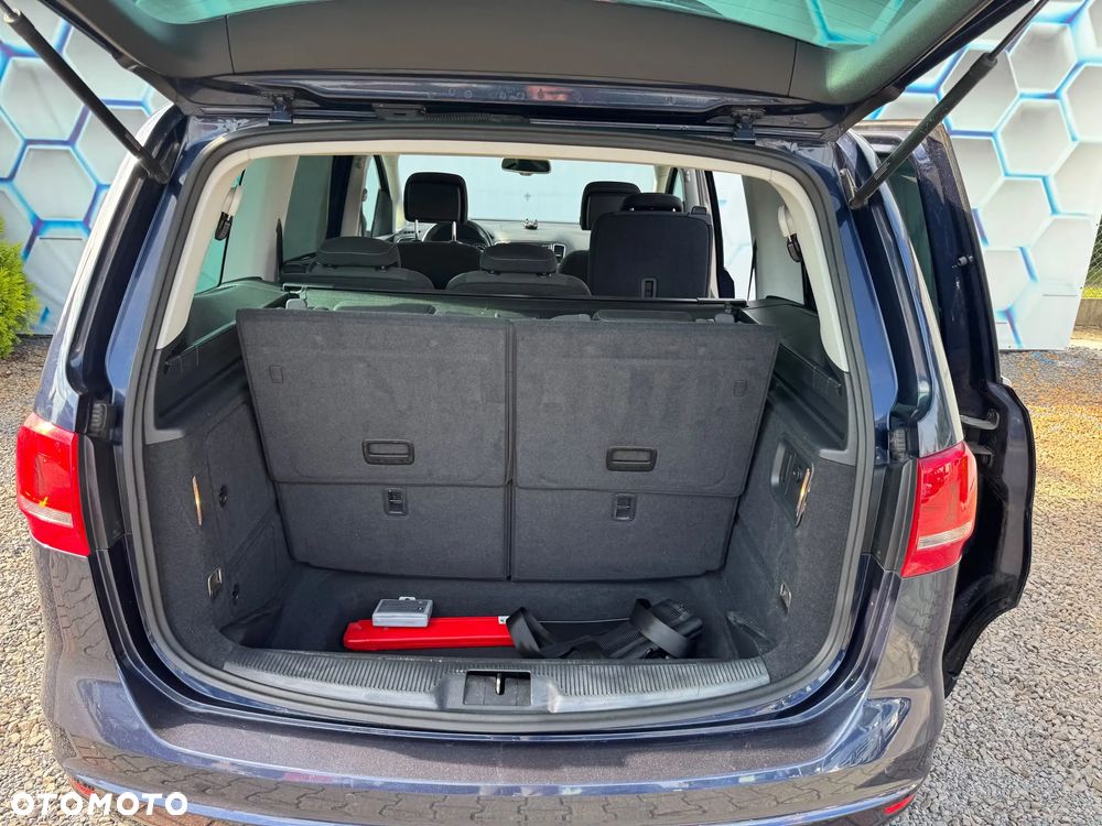 Volkswagen Sharan - 23
