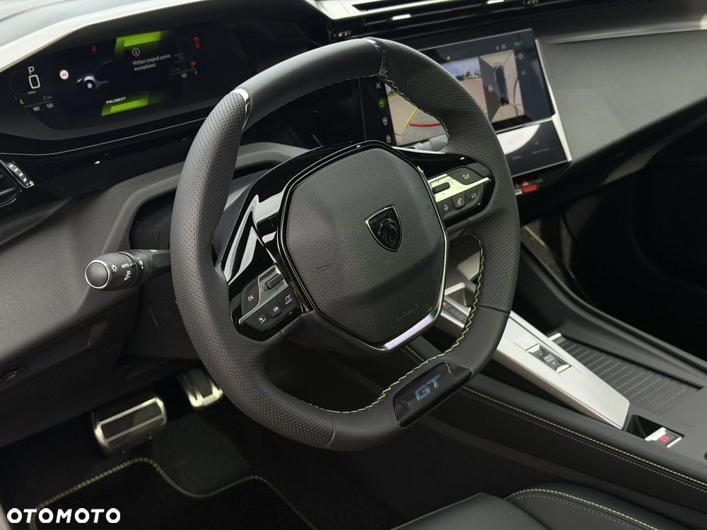 Peugeot 408 - 10