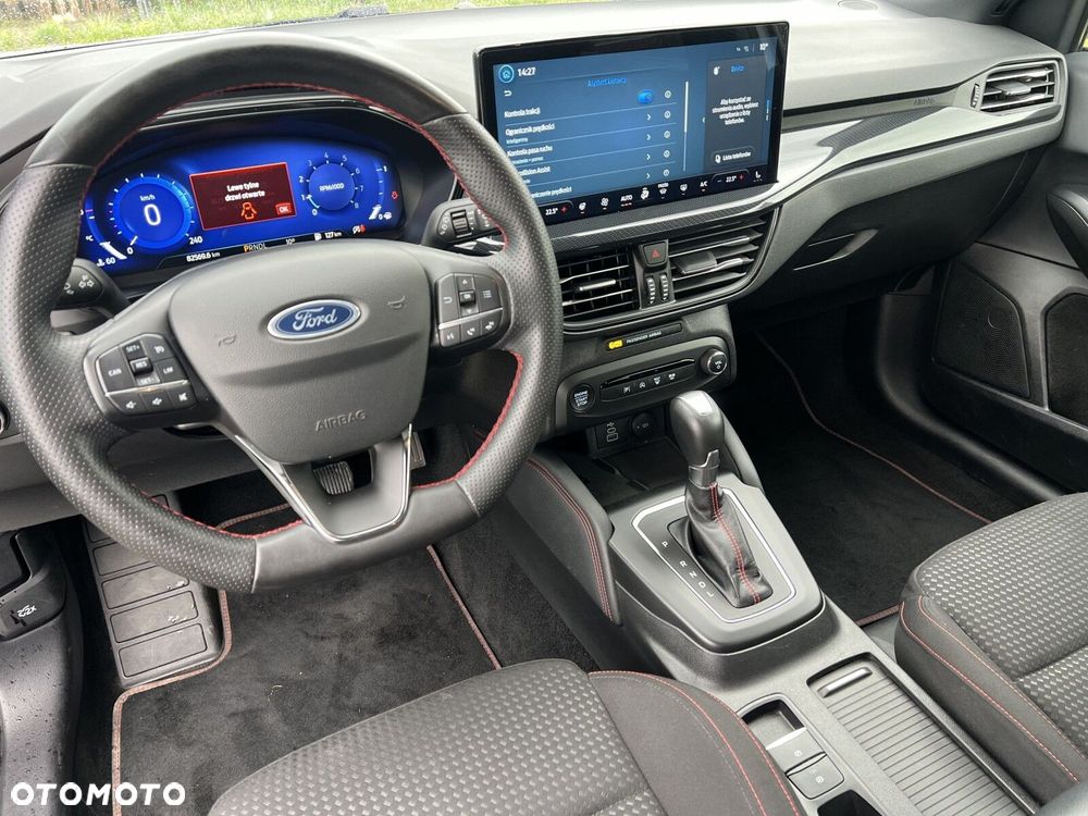 Ford Focus SW - 25