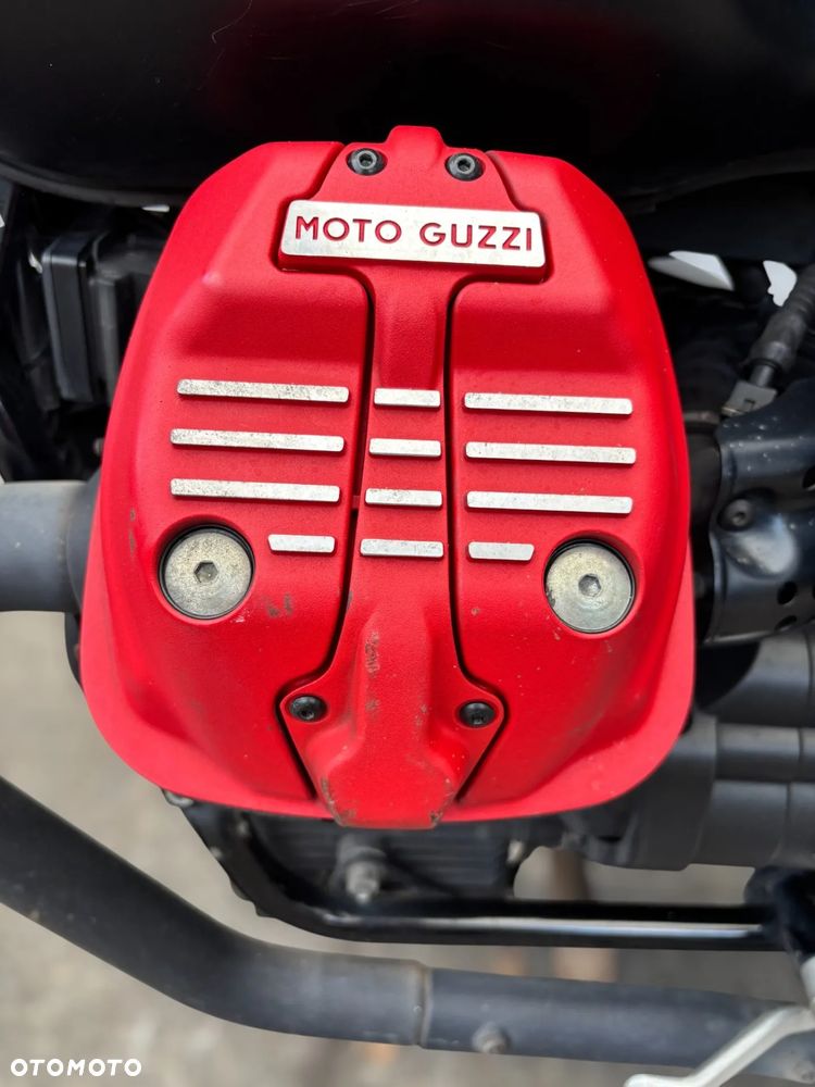 Moto Guzzi V7 - 13
