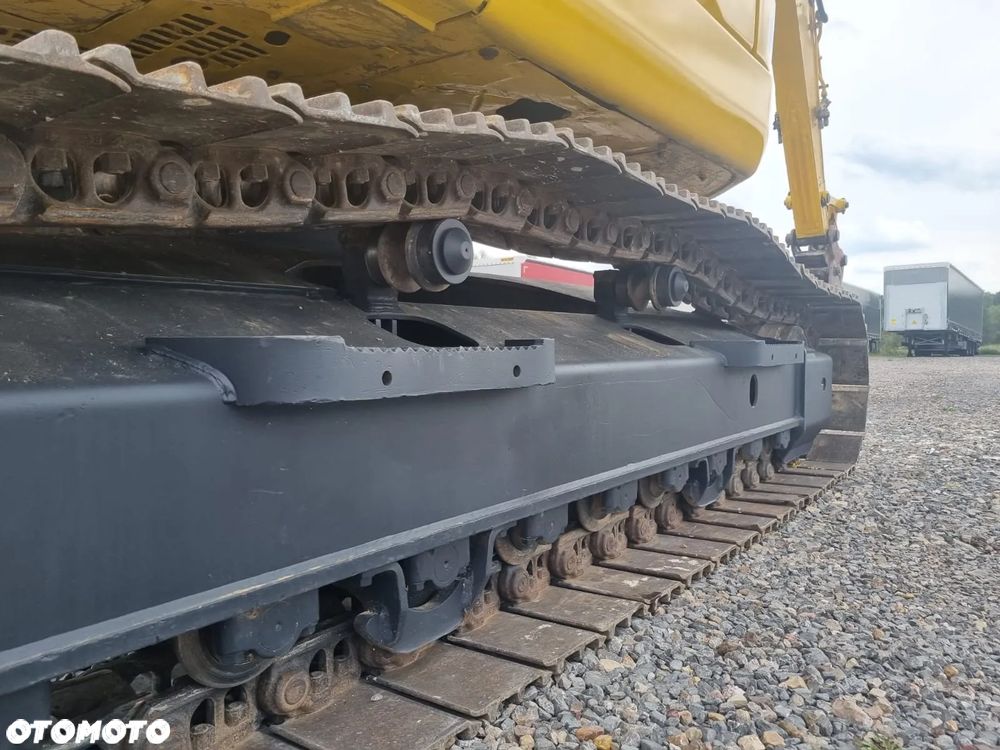 Komatsu PC228 US Compact 24 Tony 8 250 Mth - 8