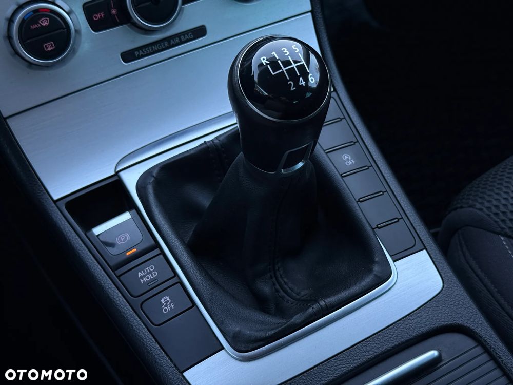 Volkswagen CC 2.0 TDI BlueMotion Technology - 22