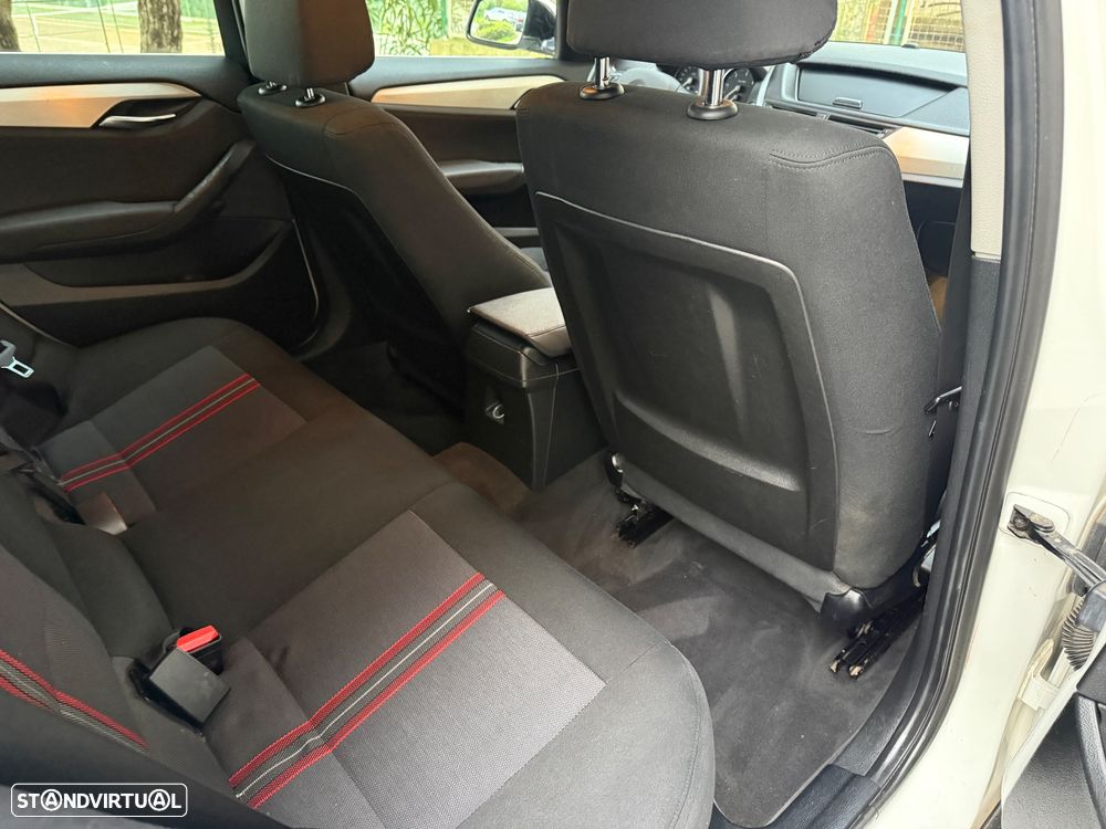 BMW X1 16 d sDrive Line Sport - 11